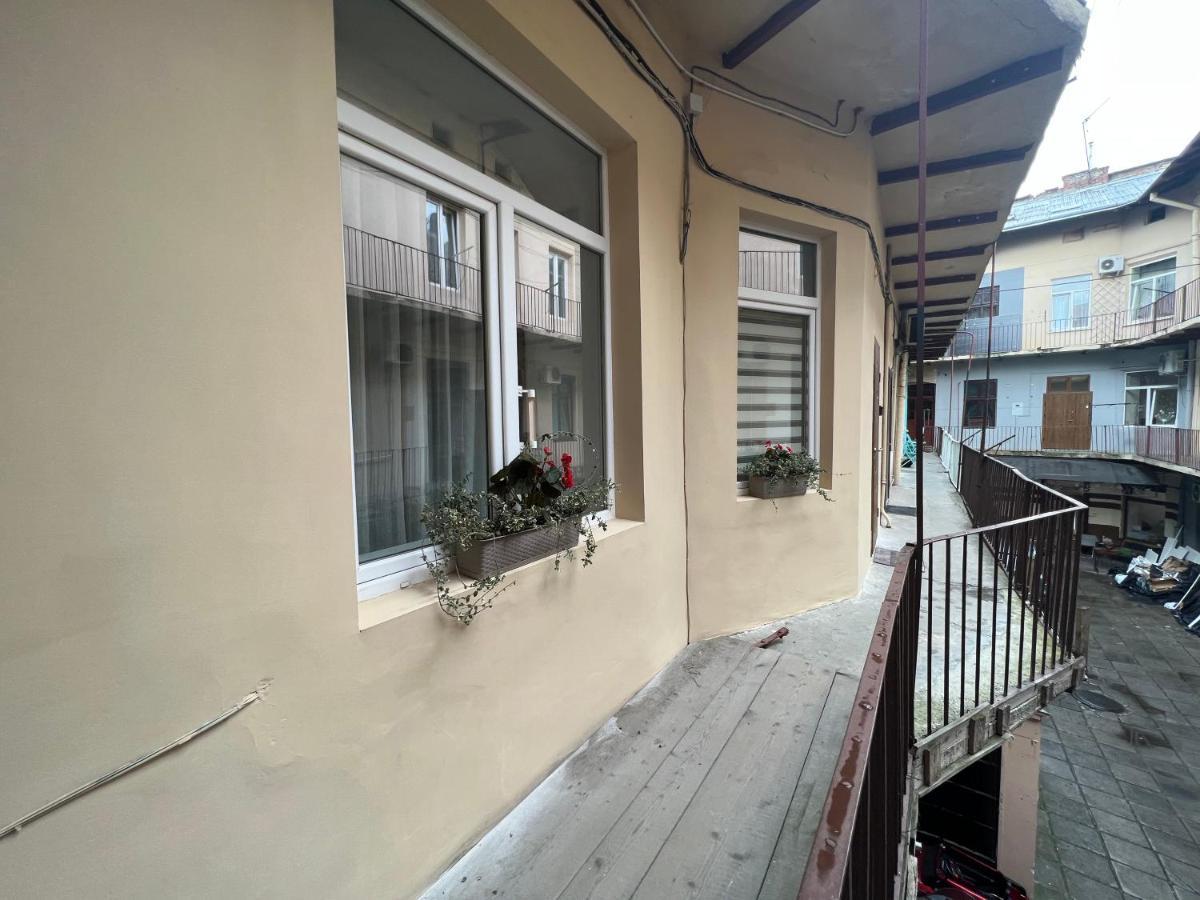 Cozy Apartment Near The Lviv National Opera Esterno foto