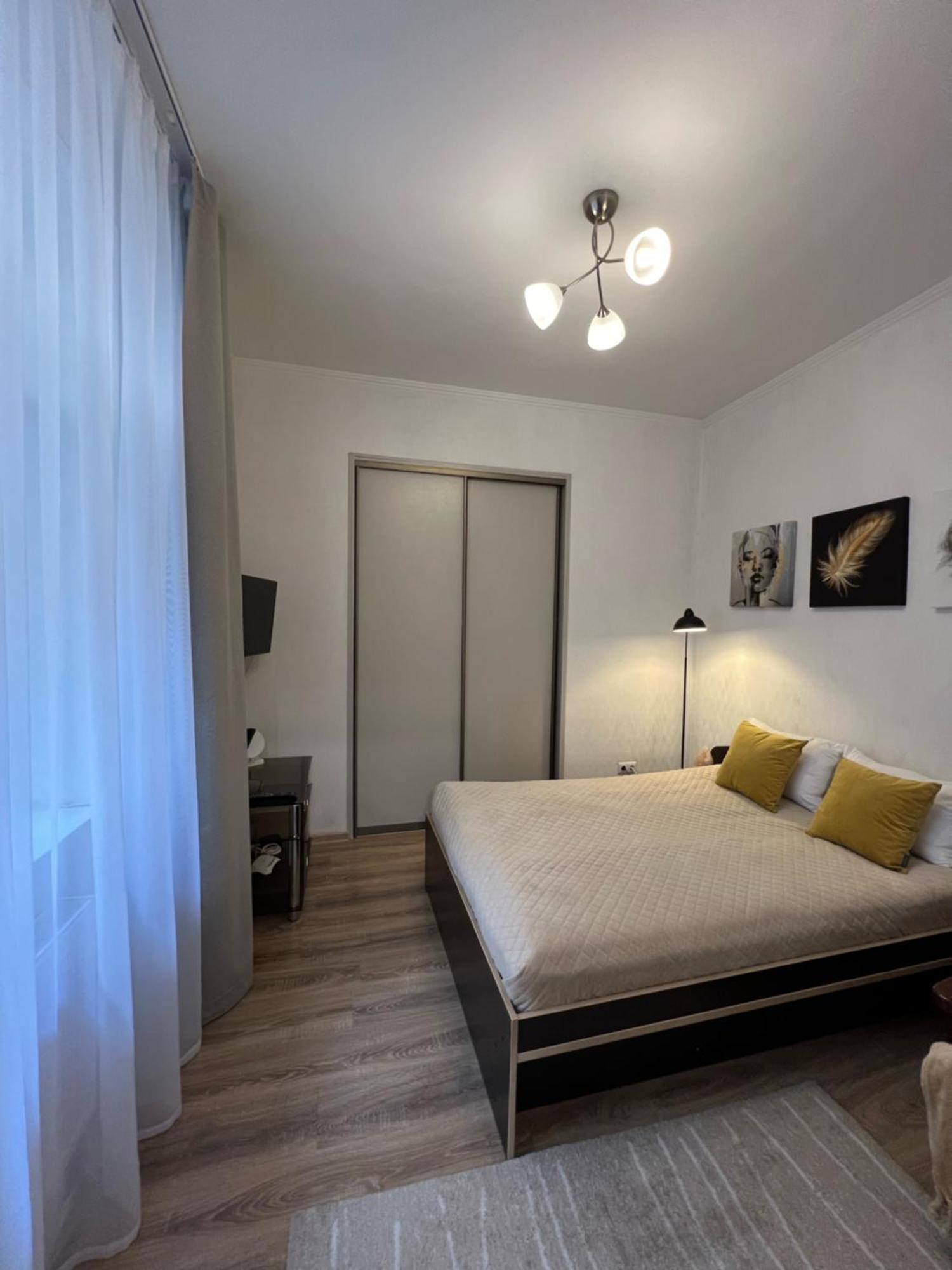 Cozy Apartment Near The Lviv National Opera Esterno foto