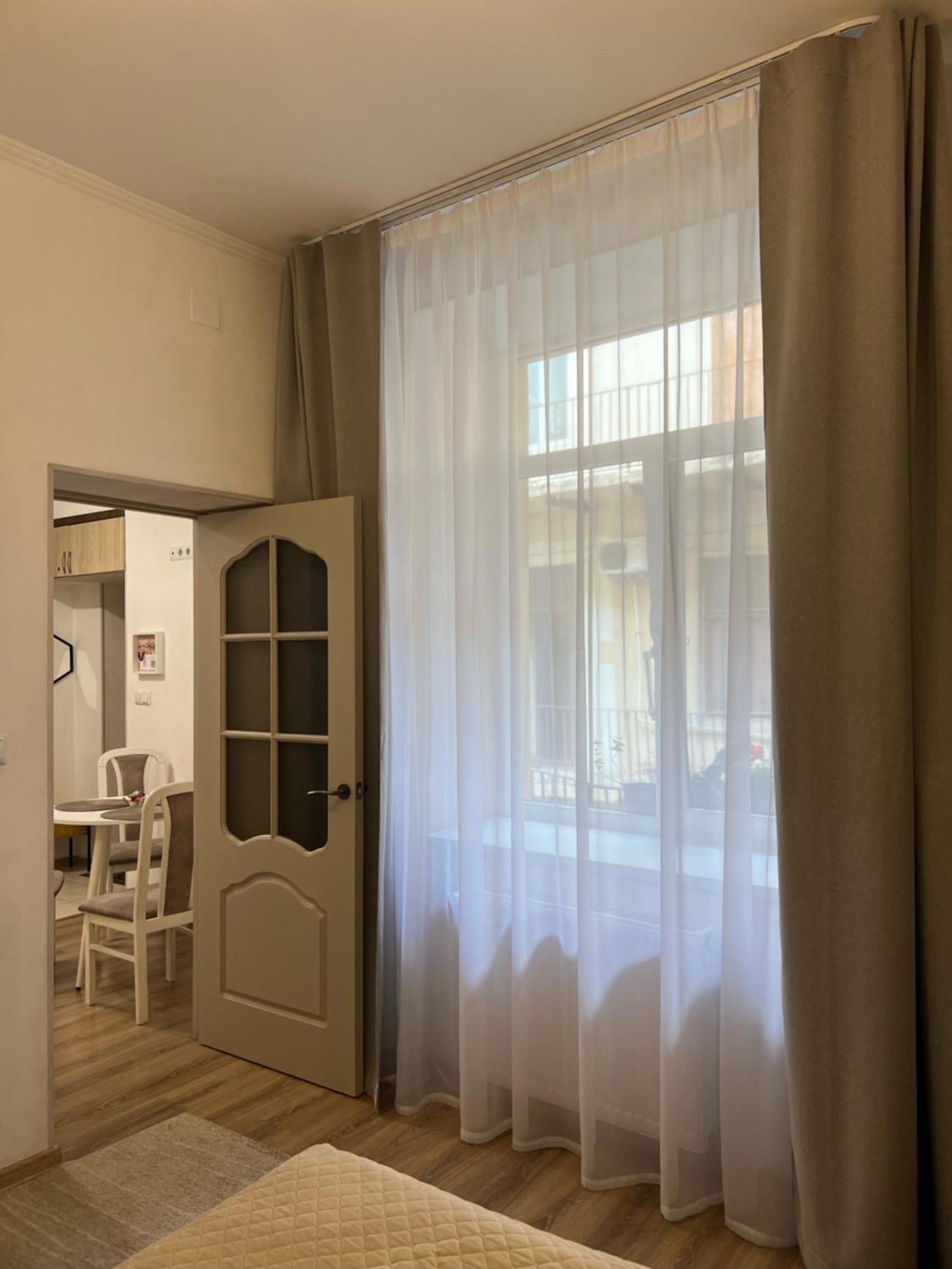 Cozy Apartment Near The Lviv National Opera Esterno foto
